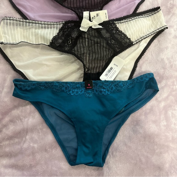Bundle of 4 brand new panties - Picture 4 of 6